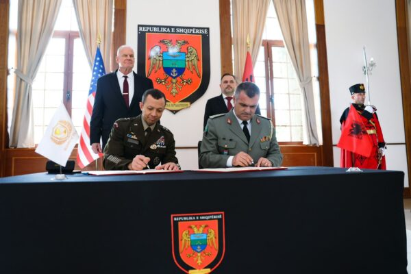 Stabilizimi i Gazës/Shqipëria nënshkruan marrëveshjen zyrtare me Bordin e Paqes. Nufi: Riafirmim i angazhimit të vendit tonë