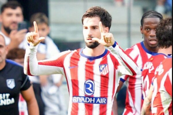 Mjafton kryevepra e kampionit të botës, Atletico Madrid fiton në frymën e fundit ndaj Espanyol (video)