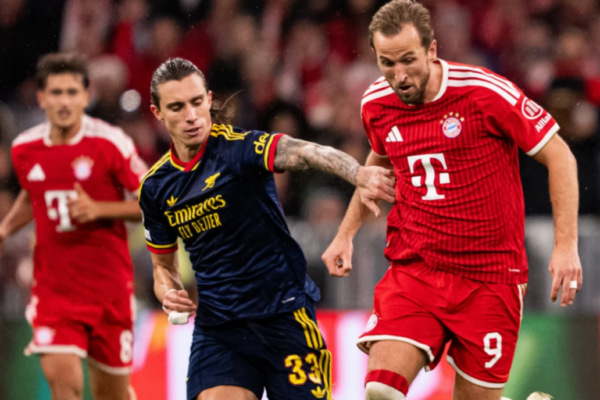 Spektakël në Munih! Bayern dhe Arsenal ndajnë pikët pas 4 golave