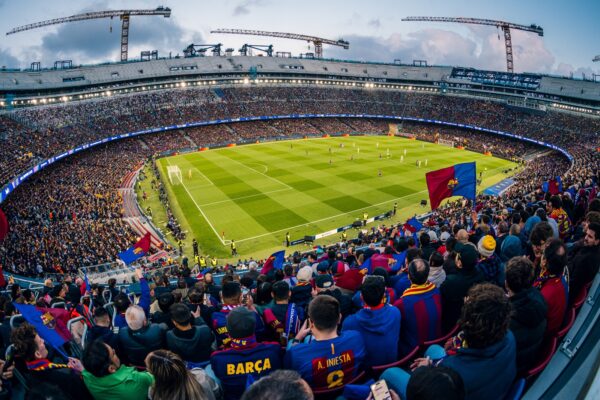 Barcelona thyen rekordin e të ardhurave nga biletat në El Clasico, arkëton 19.1 milionë euro