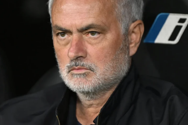 Mourinho gjen alternativën për Vinicius Junior para El Clasicos