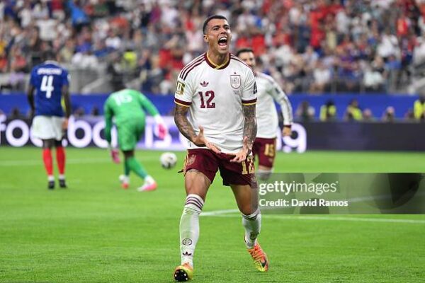 Barcelona dhe Real Madridi në garë për Pedro Porron, Tottenhami kërkon mbi 60 milionë euro
