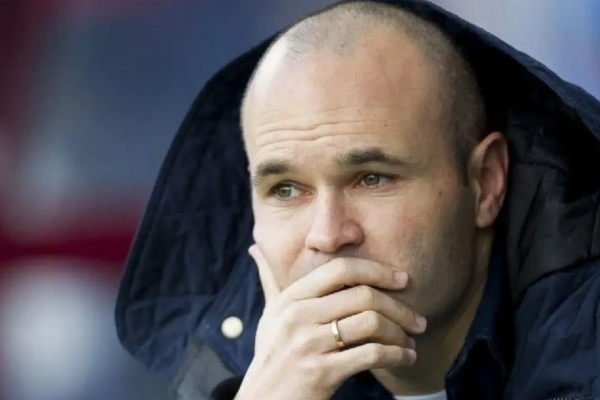 Iniesta flet hapur për ditët e tij më të errëta të depresionit te Barcelona