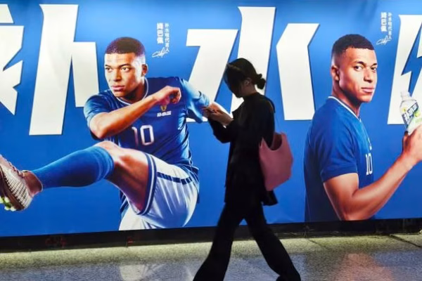 Real Madridi u kërkon falje kinezëve për komentin e Mbappes
