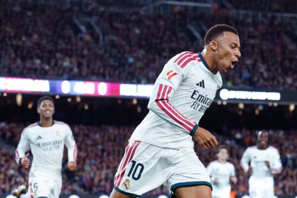 Mbappe i jashtëzakonshëm, Real Madrid me fitore të madhe ndaj Barcelonës në “Camp Nou” (video)