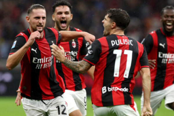 Milan fiton ndaj Atalantas, e rrezikoi shumë trepikëshin