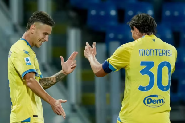 Kush është fenomeni 22-vjeçar italian që po i mahnit të gjithë në Serie A?