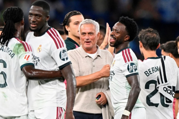 Mourinho mbyll dyert e transfereve: Jam i lumtur me skuadrën që kam