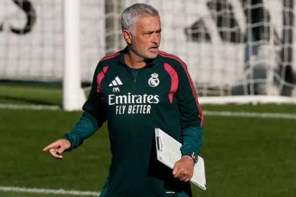 Zbulohet plani i Mourinhos për të fituar El Clasicon ndaj Barcelonës