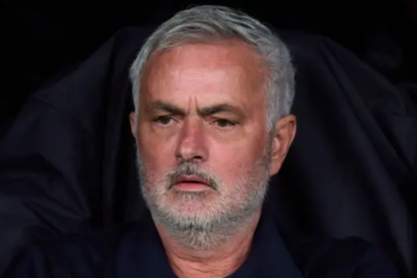 Barcelona përgatit spektaklin në Camp Nou, Mourinho rikthehet në ferrin e El Clasicos