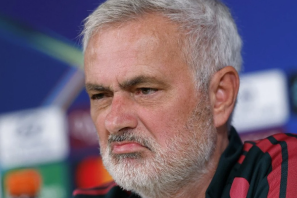 Mourinho zbulon planin special se si e shkatërroi mbrojtjen e Barcelonës