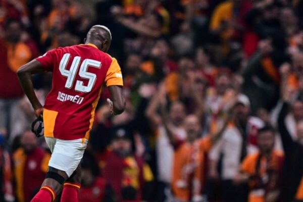 Galatasaray fiton derbin e madh ndaj Fenerbahce. Muriqi luan vetëm minutat e fundit (video)