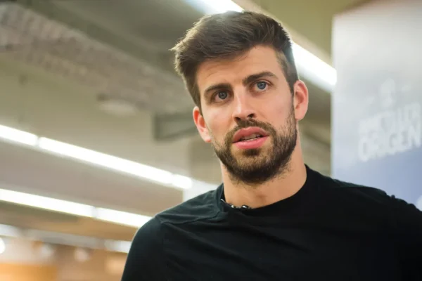 Pique “shpërthen” kundër mbrojtjes së Barcelonës pas humbjes nga PSG-ja