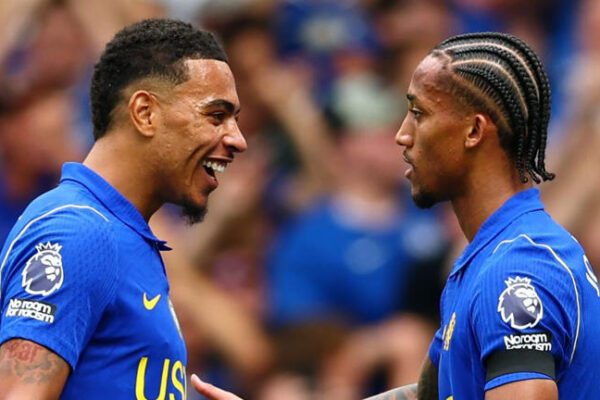 Morgan Rogers: Etja e Joao Pedro për të shënuar i bën të gjithë te Chelsea më të mirë