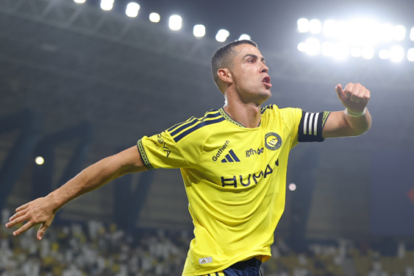 Ronaldo shënon golin e 981-të në karrierë