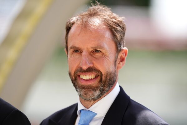 E përmendin për një rikthim në Premier League, trajneri Southgate konfirmon të ardhmen e tij